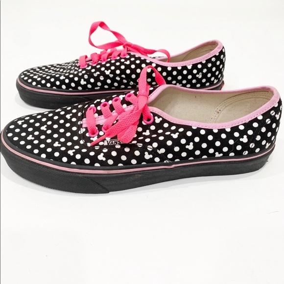 Rare Vans Custom Disney Sneakers-- Mickey Mouse - Picture 4 of 8